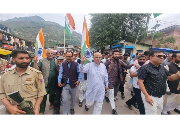 BJP General Secretary (Organization) Ashok Koul leading Tiranga Yatra in Uri.