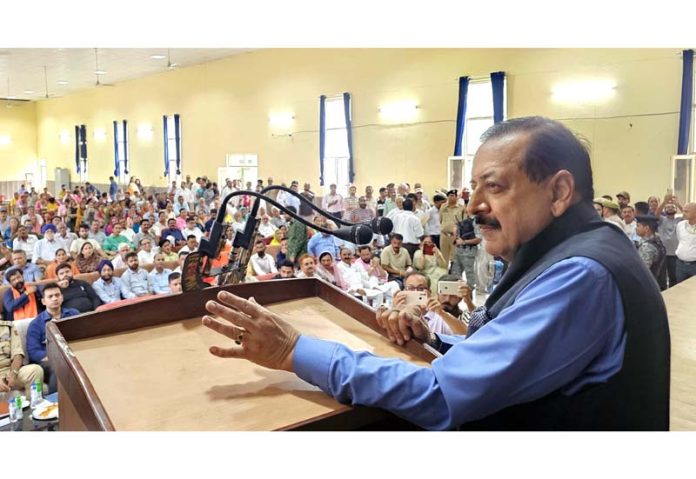 Union Minister, Dr Jitendra Singh speaking at an event in Hiranagar on Saturday. -Excelsior/Pardeep