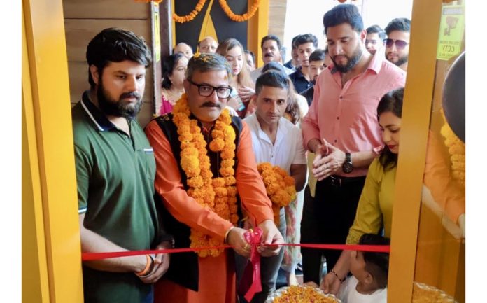 Zorawar Singh Jamwal, Chairman Team Jammu inaugurating R G Fitness Gym and Spa in Rehari Colony on Wednesday.