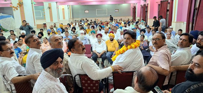 JKPCC working president, Raman Bhalla and others during party meeting at Sanjay Nagar in Jammu on Friday.