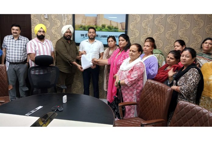 Taranjit Singh Tony and others submitting memorandum to DC Jammu.