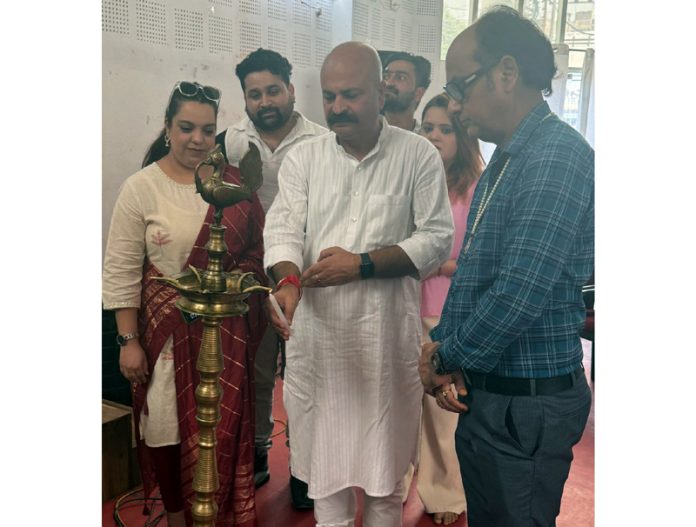 J&K BJP vice-president Yudhvir Sethi inaugurating 