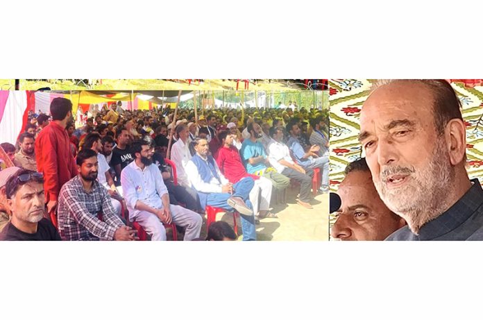 DPAP Chairman Ghulam Nabi Azad addressing public rally in Anantnag.