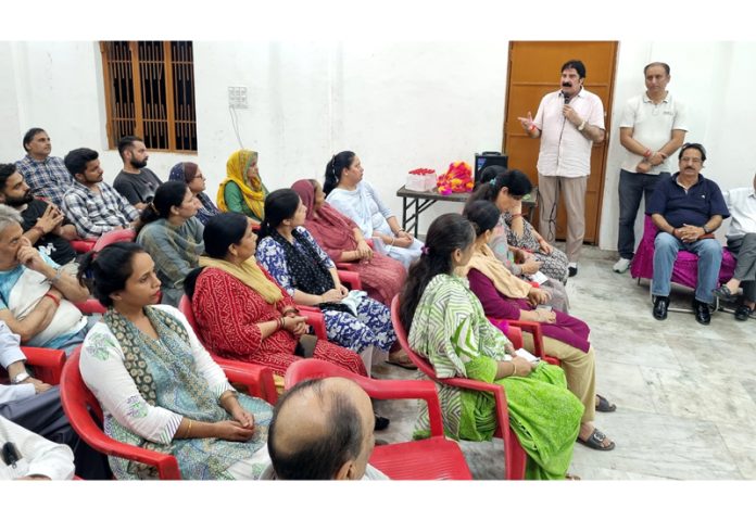 Senior Cong leader, Yogesh Sawhney addressing public meeting in Panjtirthi area of Jammu East on Saturday.