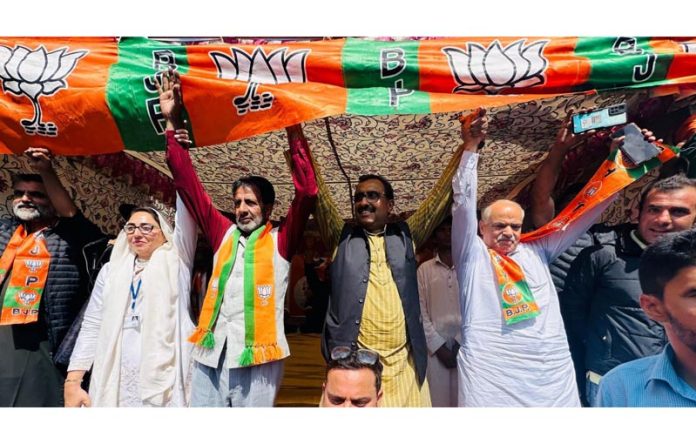 Senior BJP leader and election Incharge J&K, Ram Madhav and party general secretary (Org), Ashok Koul along with other senior leaders at an election rally in Batra, Gurez on Wednesday.