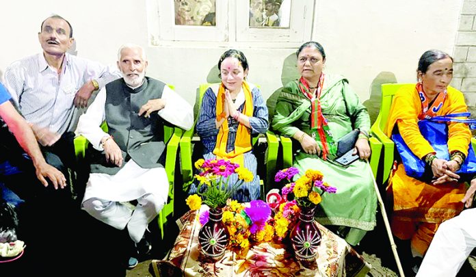 BJP candidate Shagun Parihar during an election rally at Dachan. -Excelsior/Tilak Raj