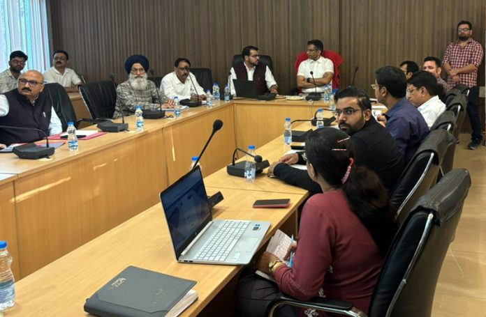 Joint Secy MNRE chairing a meeting at Jammu.