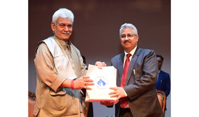 LG Manoj Sinha felicitating Dr Mandeep Bhandari.