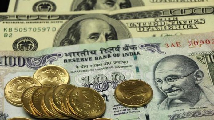 Rupee stays unchanged at  84.07 against US dollar