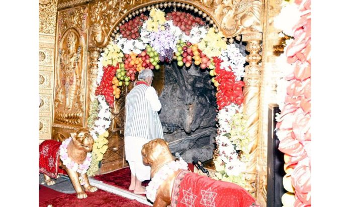 LG paying obeisance at Shri Mata Vaishno Devi shrine on Friday.