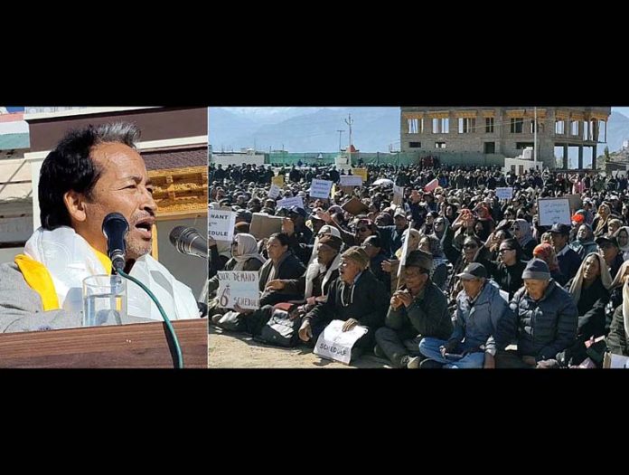 Sonam Wangchuk addressing large gathering in Leh after return from Delhi.