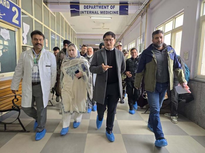 DC Baramulla Minga Sherpa during inspection of GMC Baramulla on Monday.