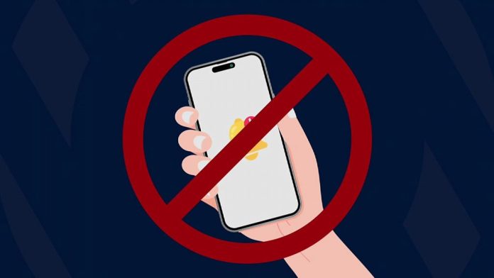 SDM Ramnagar Sub Division Orders Ban On Use Of Mobile Phones In Schools