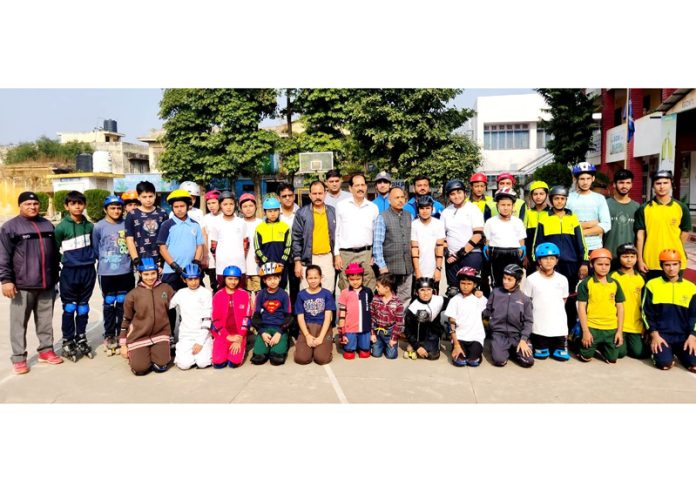 Dignitaries posing along with Roll Ball players at Udhampur.