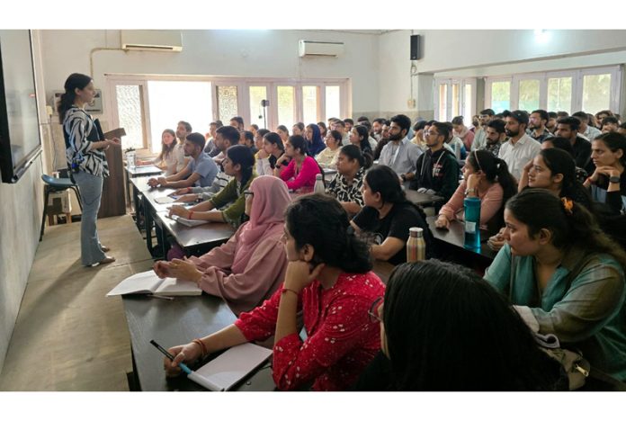 Vasudha Sharma interacting with Civil Services aspirants at SR College of Competitions.