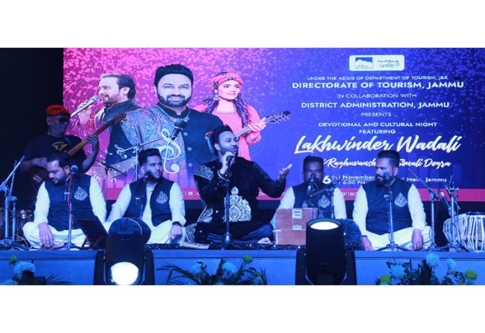 Renowned singer Lakhwinder Wadali performing in Jhiri Mela.