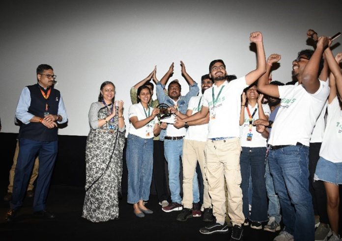 Sanjay Jaju Secretary Ministry of Information and Broadcasting posing along with young filmmakers.