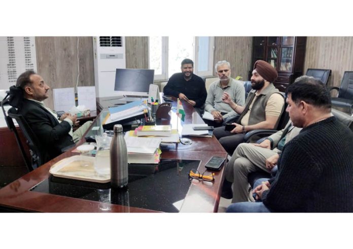 A delegation of AJKTWA led by Karan Singh Wazir during meeting with Transport Commissioner Bhawani Rakwal in Jammu.