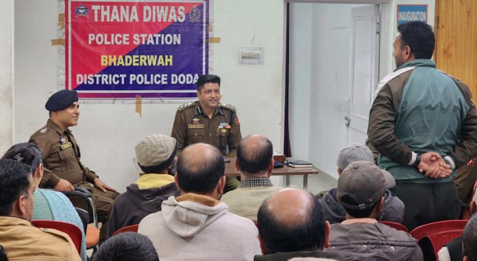 SSP Doda, Sandeep Kumar Mehta interacting with VDGs at Police Station Bhaderwah.