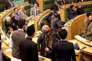 AAP MLA from Doda, Mehraj Malik’s face-off with PDP MLAs Waheed-Ur-Rehman Parra and Rafiq Ahmad Naik in the Assembly on Monday.-Excelsior/Shakeel