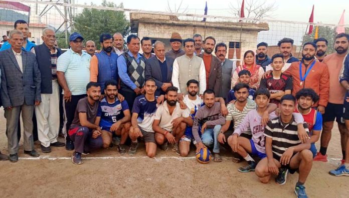 MLA Jasrota, Rajiv Jasrotia along with players who participated in a Volleyball Tournament at village Bakhta in Kathua.