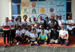 Top Performers Of Jammu Duathlon 70.3 Posing Along With Dignitaries ...