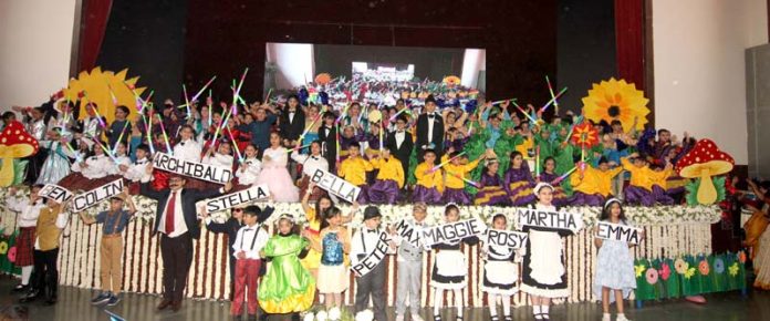 Participants of various events posing together during prize-distribution ceremony at Jodhamal Public School, Jammu.