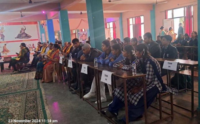 School children participating in a quiz competition organized by BVP at Jammu.