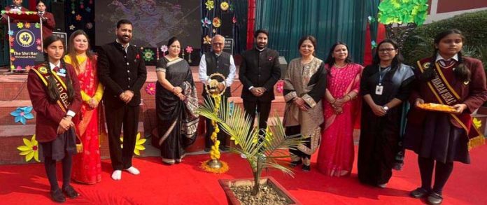 Guests posing with staff of Shri Ram Universal School during annual function of the School.