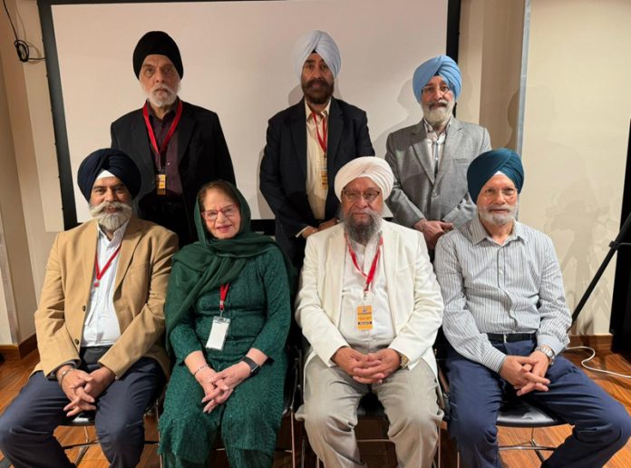 GSC president Kanwaljit Kaur and other office bearers posing together.