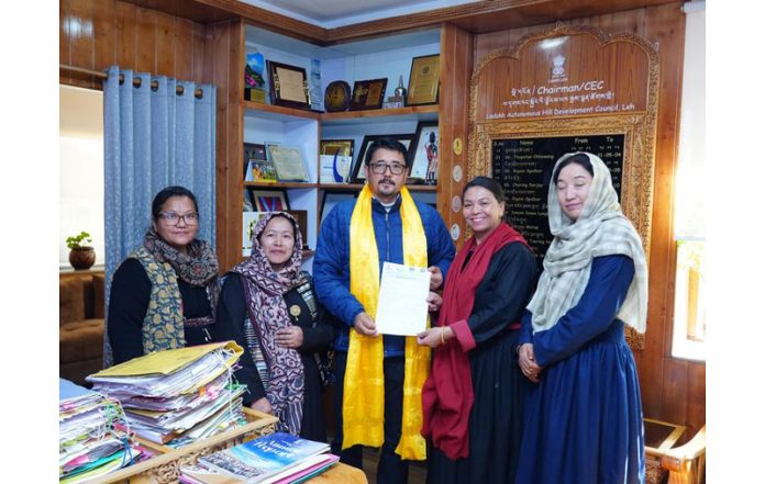 A women delegation from UT of Ladakh submitting a memorandum to Chairman/CEC LAHDC Tashi Gyalson in Leh.