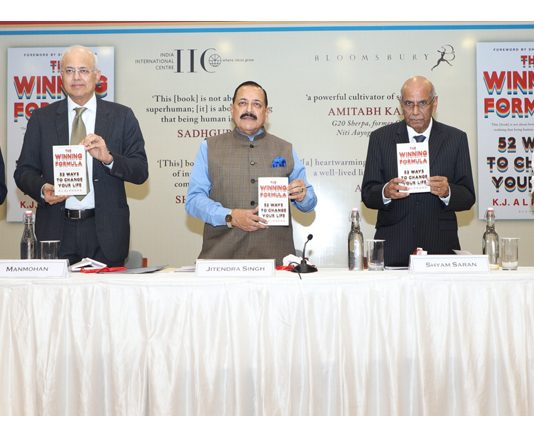 Union Minister Dr Jitendra Singh, flanked by Justice Manmohan and President India International Centre Shyam Saran, releasing the book “The Winning Formula” at the Indian International Centre, New Delhi on Thursday.