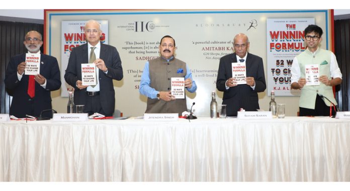 Union Minister Dr Jitendra Singh, flanked by Justice Manmohan and President India International Centre Shyam Saran, releasing the book “The Winning Formula” at the Indian International Centre, New Delhi on Thursday.