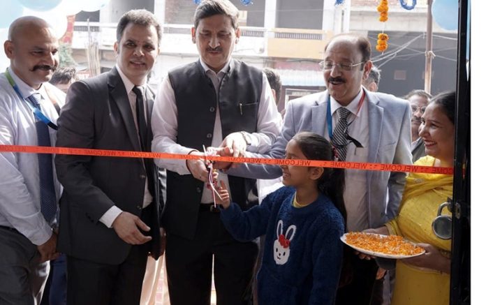 JK Bank’s Divisional Head for Jammu, Sunit Kumar inaugurating bank branch at Gurdaspur in Punjab.