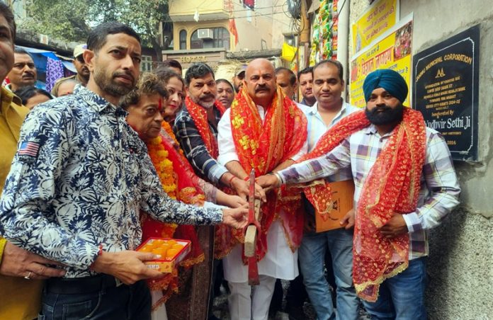 MLA Jammu East, Yudhvir Sethi launching development works in Ward 7 on Sunday.