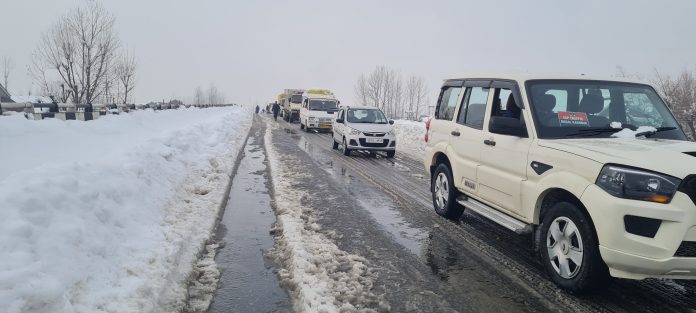 Srinagar-Jammu National Highway Thrown Open, Vehicles Allowed From Both Sides