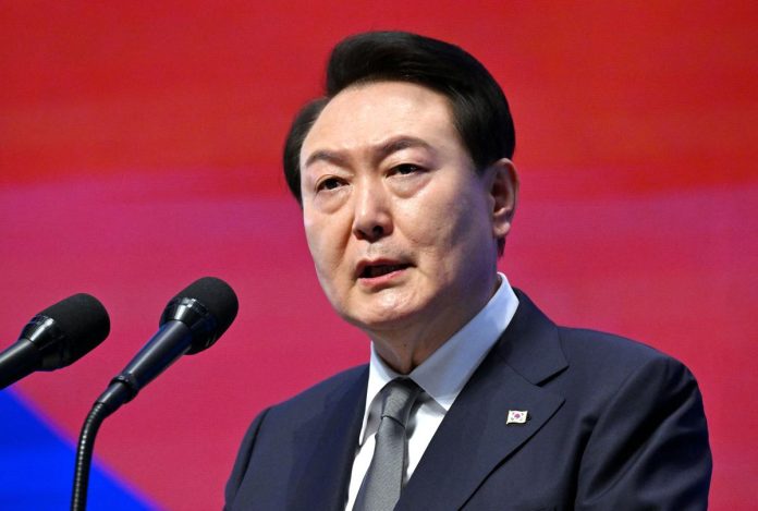 SKorean court issues warrant to arrest President Yoon