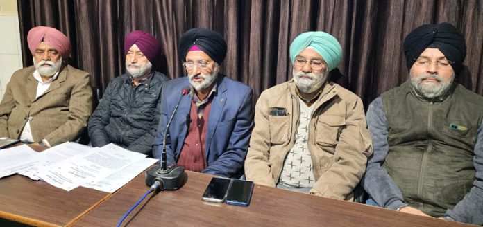 Prominent Sikh community members from Bhalwal and Marh Blocks addressing media persons in Jammu on Friday. -Excelsior/Rakesh