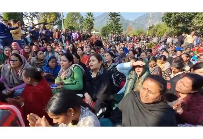 Women join protest dharna on second day of 72-hour Katra shutdown. -Excelsior/Romesh Mengi