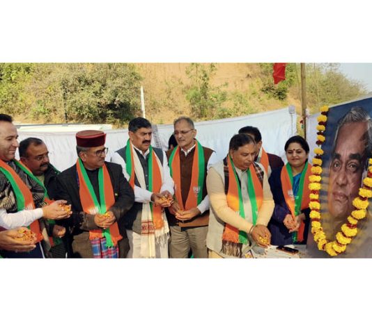 J&K BJP president Sat Sharma and other senior party leaders paying tribute to Atal Bihari Vajpayee on his birthday at Atal Chowk, Panjtirthi in Jammu.