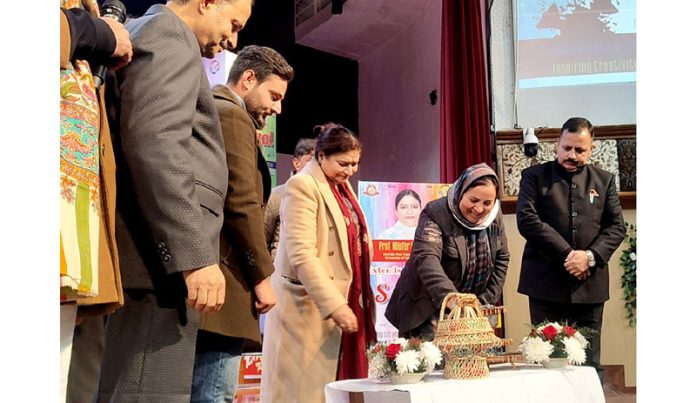 Education Minister Sakina Itoo inaugurating the Sonzal Festival at Kashmir University Hazratbal, Srinagar on Thursday. -Excelsior/Shakeel