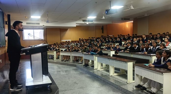 School students interact with visiting UK delegation at IIT Jammu.