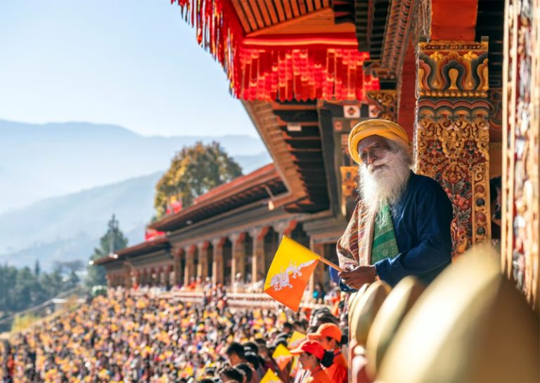 Sadhguru Attends National Day Celebrations Of Bhutan - Daily Excelsior