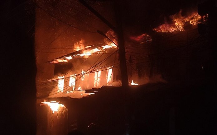 Fire Damages Residential-Cum-Commercial Complex In Srinagar, 2 Firemen Injured