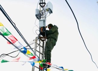 Mobile tower being made operational at Siachen Glacier.