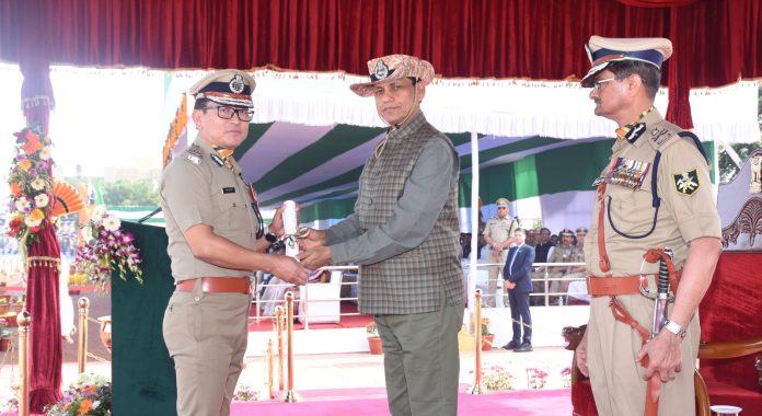 ITBP IG Sanjay Gunjyal Receives President's Police Medal