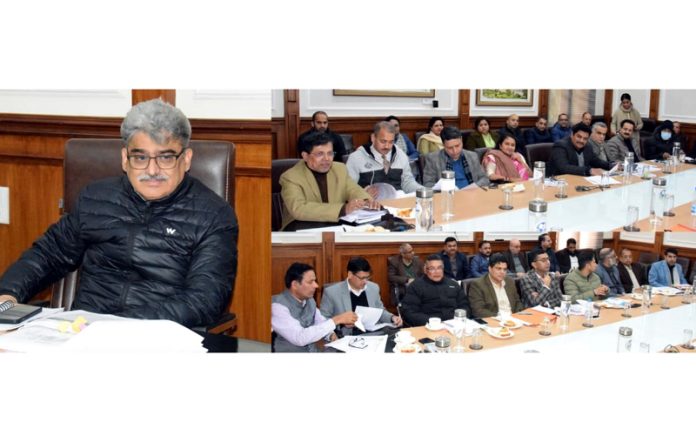 CS Atal Dulloo chairing a meeting.