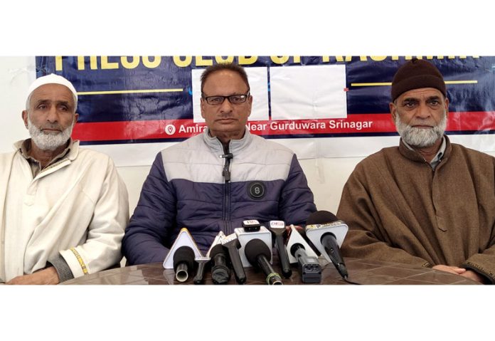 Falah-e-Aam Trust teachers during a press conference in Srinagar on Monday. —Excelsior/Shakeel