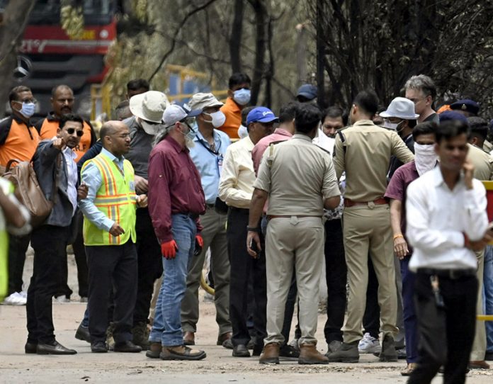 A team from Air India arrives to assist in the investigation of Air India flight crash in Ahmedabad on Sunday. (UNI) A team from Air India arrives to assist in the investigation of Air India flight crash in Ahmedabad on Sunday. (UNI)