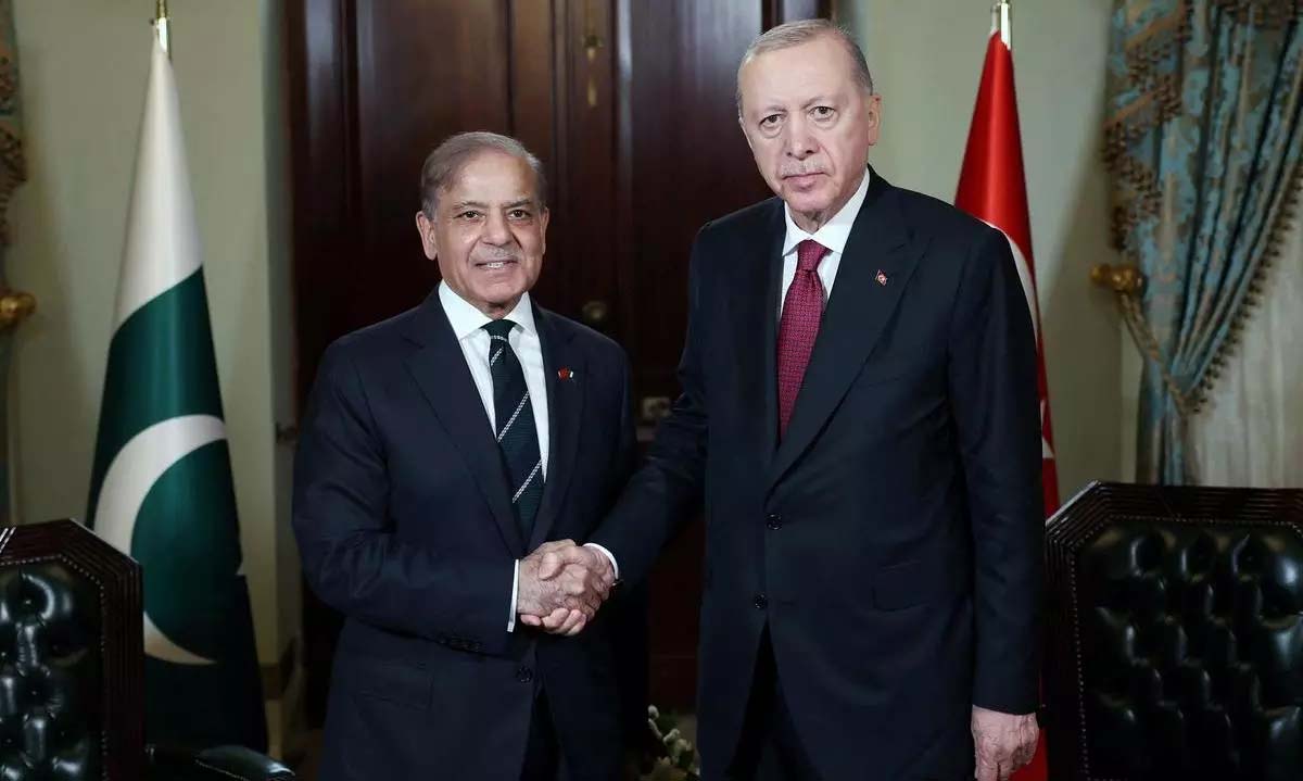 Turkish FM, Defence Minister  in Pakistan on official visit to boost ties